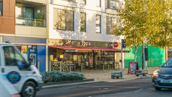 costa-wimbledon-sw20-22