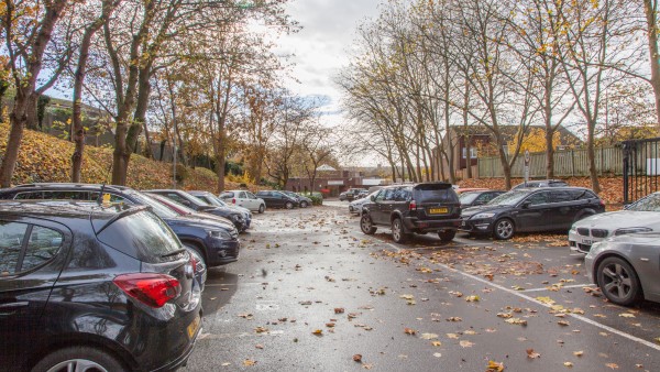 newbury_-_rg14_2nu_-_front_car_park_03