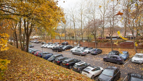 newbury_-_rg14_2nu_-_front_car_park_04