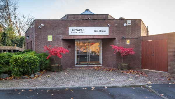 newbury_-_rg14_2nu_-_front_door_01