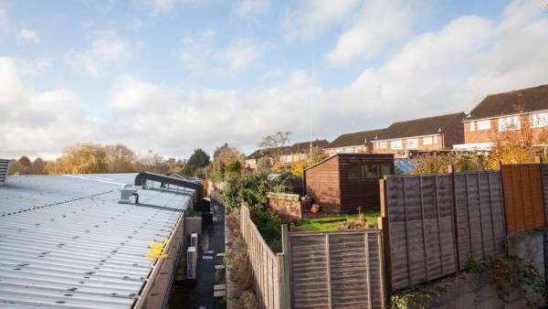 newbury_-_rg14_2nu_-_roof_01