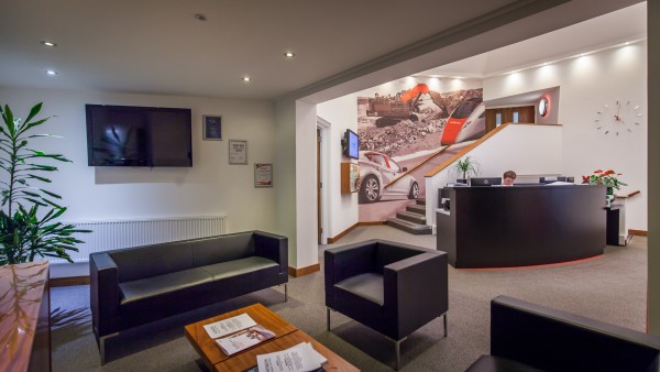 newbury_-_rg14_2nu_-reception_03