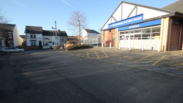 kirkby_ng17_7az_9093