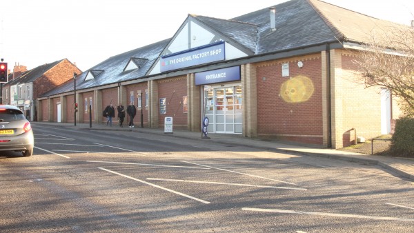 kirkby_ng17_7az_9146