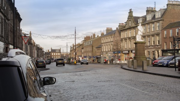 montrose_-_dd10_8lt_-_high_street_06