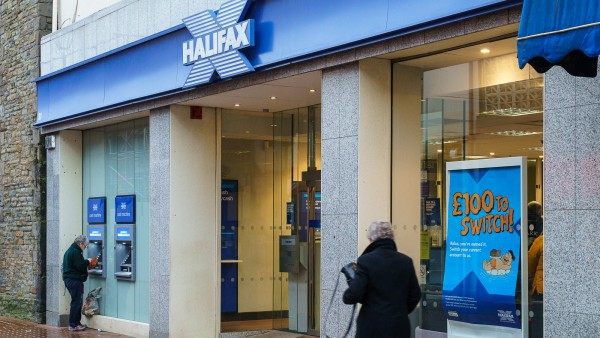 Bank of Scotland plc | | 31 Queen Street | | | South Wales | Neath | | SA11 1DN