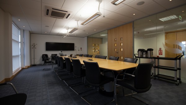 birmingham_business_park_b37_7wy_114