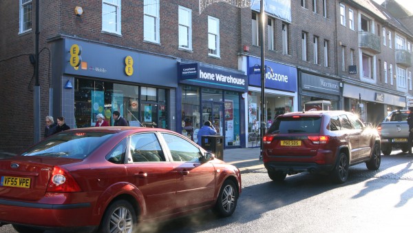 EE, 43 London Road | |  |  | East Grinstead  | | RH19 1AW
