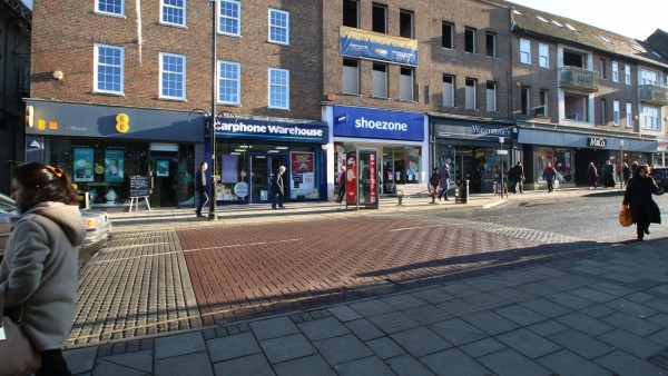 Shoe Zone, 39 London Road | |  |  | East Grinstead  | | RH19 1AW