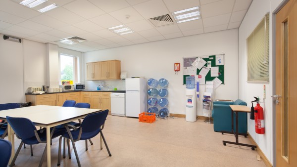 leeds_-__ls19_7ba_-_interior_29