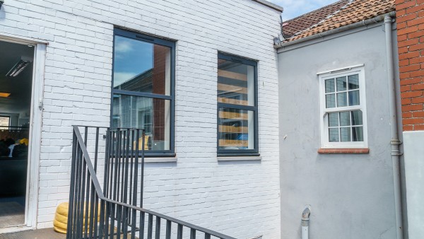 trowbridgeba148js-111