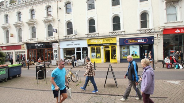 William Hill | Unit 1 | | 42-44 Fleet Street | | | Devon  | Torquay | | TQ2 5DW