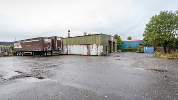 Clydebank Glasgow industrial property investment G814HT