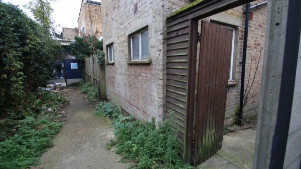 11._rear_en2_6aw_2345