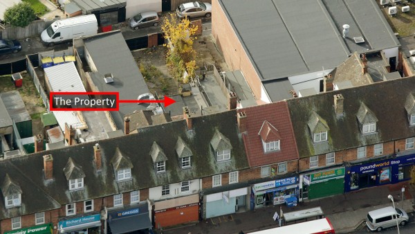 dagenham_-_rm8_1la_-_0813