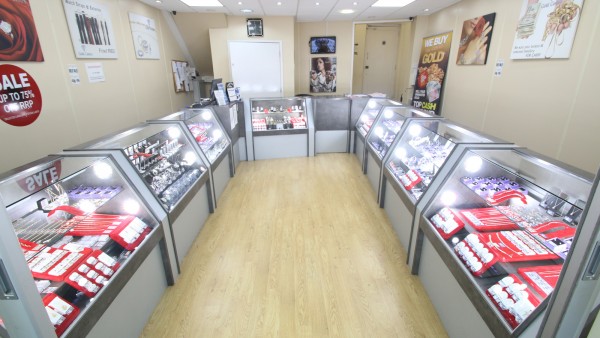 248 Commercial Road | |  |  | Portsmouth  | | PO1 1EW