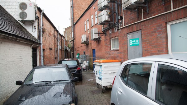 rugby_-_cv21_3bw_-_h_b_ext-30