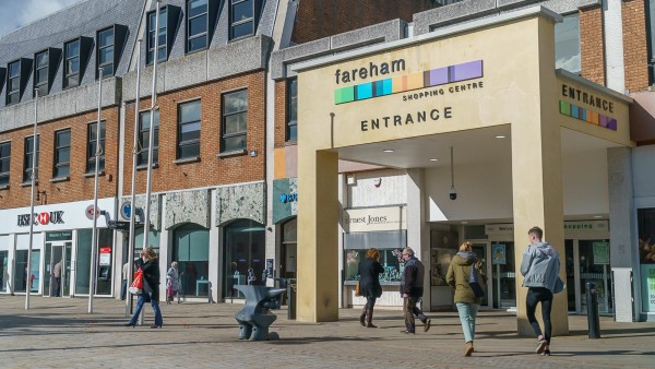 88 West Street | |  | | Hampshire | Fareham | | PO16 0EP