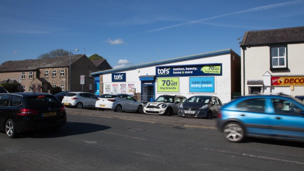 clitheroe_-_bb7_1na_-_102