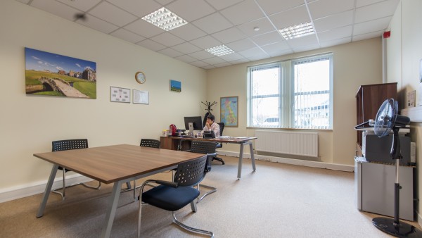 sunderland_nissan_interior-130