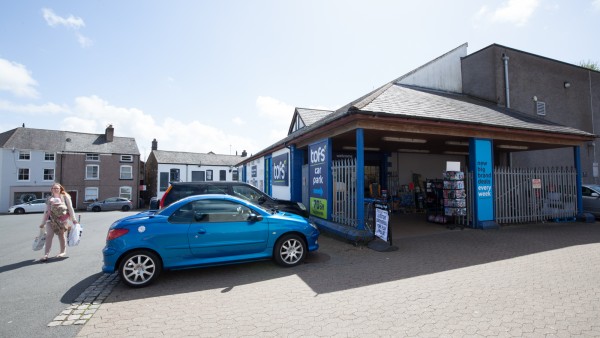 ulverston_-_la12_7bn_-_7