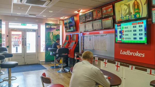 northampton-ladbrokes-120