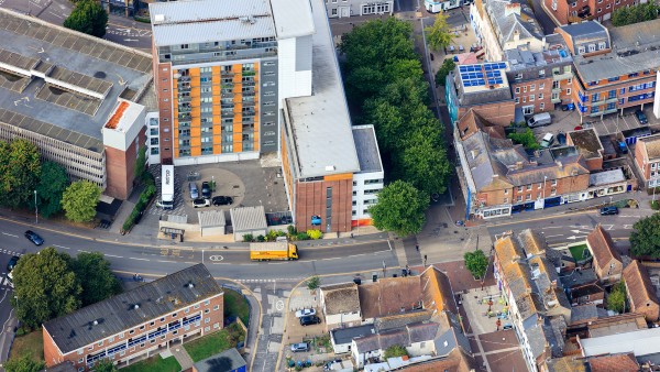 39_high_street_-_poole_-_bh15_1eg_-_2864