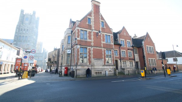 Ely-Cambridgeshire-retail-property-investment-CB74EN