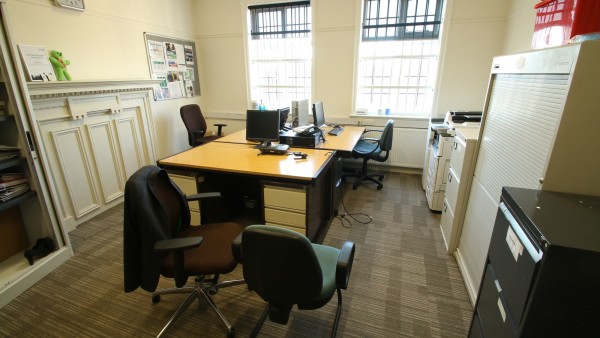 Ely-Cambridgeshire-retail-property-investment-CB74EN