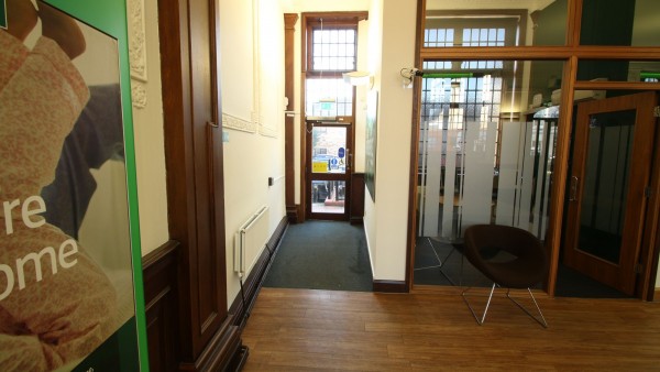 Ely-Cambridgeshire-retail-property-investment-CB74EN