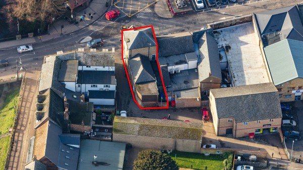 March-Cambridgeshire-retail-property-investment-PE158TP - 