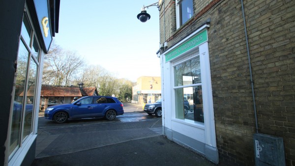 March-Cambridgeshire-retail-property-investment-PE158TP