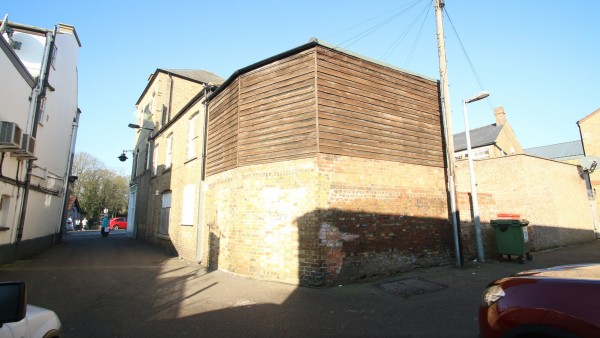 March-Cambridgeshire-retail-property-investment-PE158TP