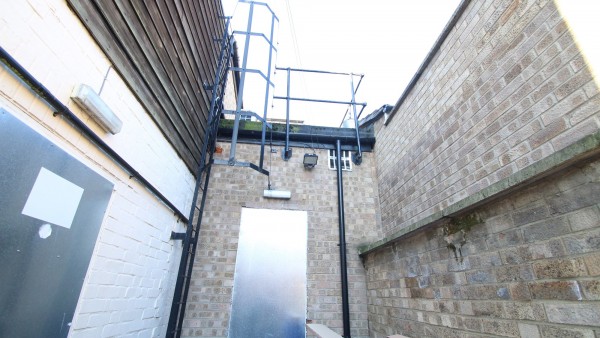 March-Cambridgeshire-retail-property-investment-PE158TP