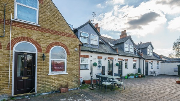 woking_surrey_property_investment_gu21_6lj-22