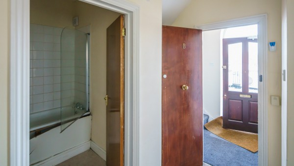 woking_surrey_property_investment_gu21_6lj-32