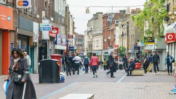 London Hackney property retail investment E8 1HR