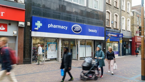 London Hackney property retail investment E8 1HR