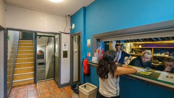 kingscross-caledonian-n19dp-015