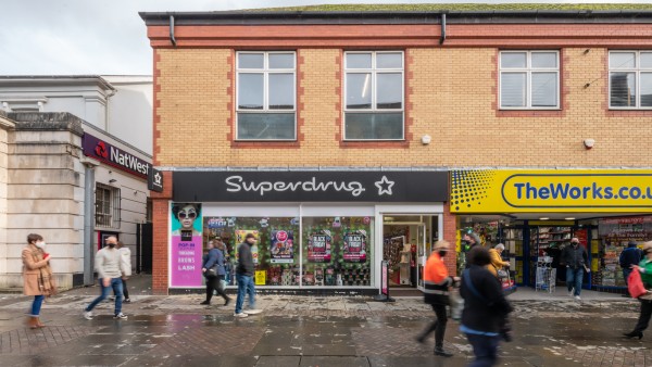 bridgend_property_investment_superdrug_cf31_1ej_-_000