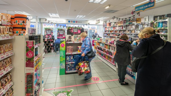 bridgend_property_investment_superdrug_cf31_1ej_-_013