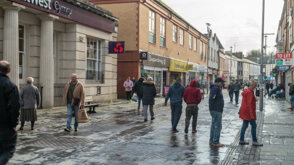 bridgend_property_investment_superdrug_cf31_1ej_-_030