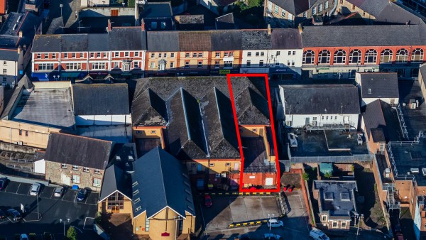 bridgend_property_investment_superdrug_cf31_1ej_-_9074