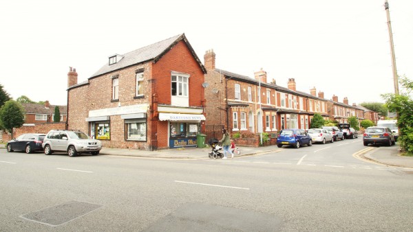 urmston_property_investment_m41_9ef_-_9728_-_005