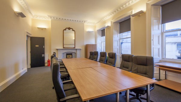 ayr_-_ka7_1pr_-_superdrug_int-02