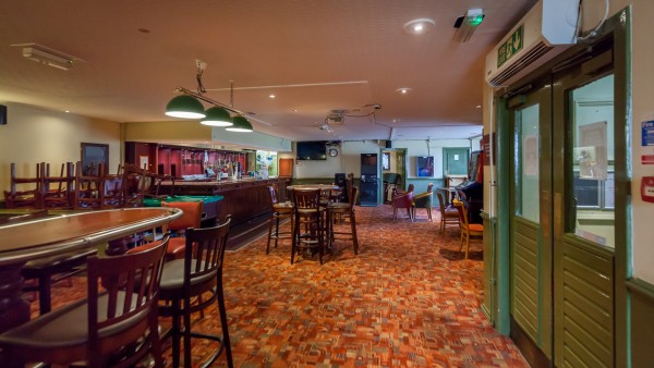 aberdeen_property_investment_ab16_6tg_-_bar_3