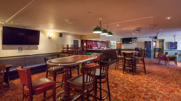 aberdeen_property_investment_ab16_6tg_-_bar_4