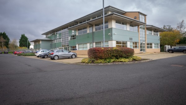 prudhoe_telecom_house_property_investment__ne42_6nj_-_01