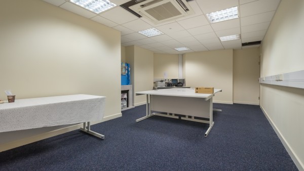 bolton_nationwide_property_investment_bl1_1hq_-_39