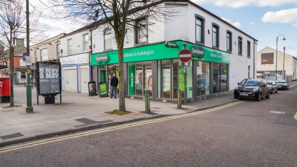 Hyde property investment SK14 2LX - 5